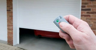 Купить автоматику для рулонных ворот Нижнеудинск, цена от 2710 руб.